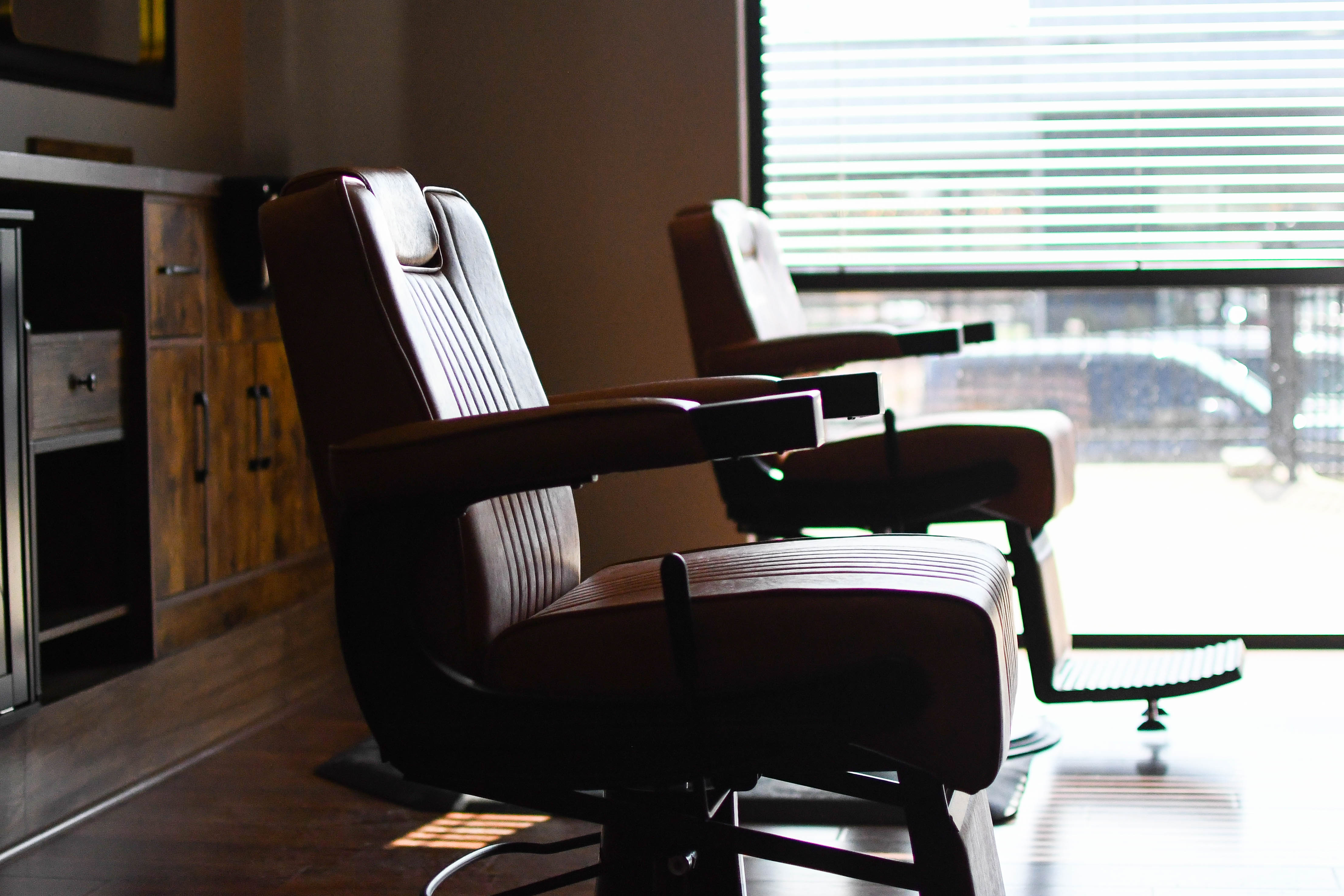 Image Left Barbershop